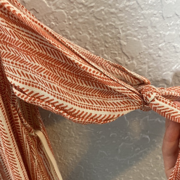 Off the shoulder blouse. - Picture 7 of 8